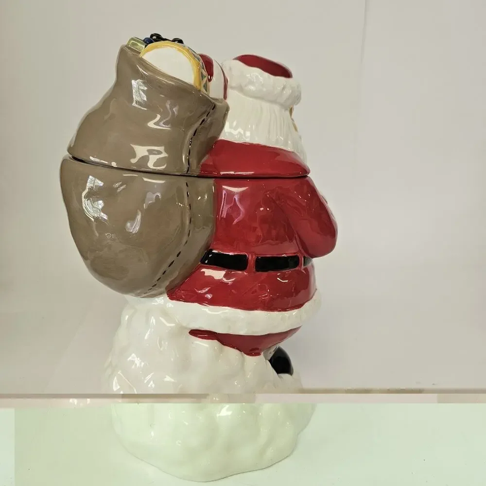 Santa Clause Cookie Jar Christmas
